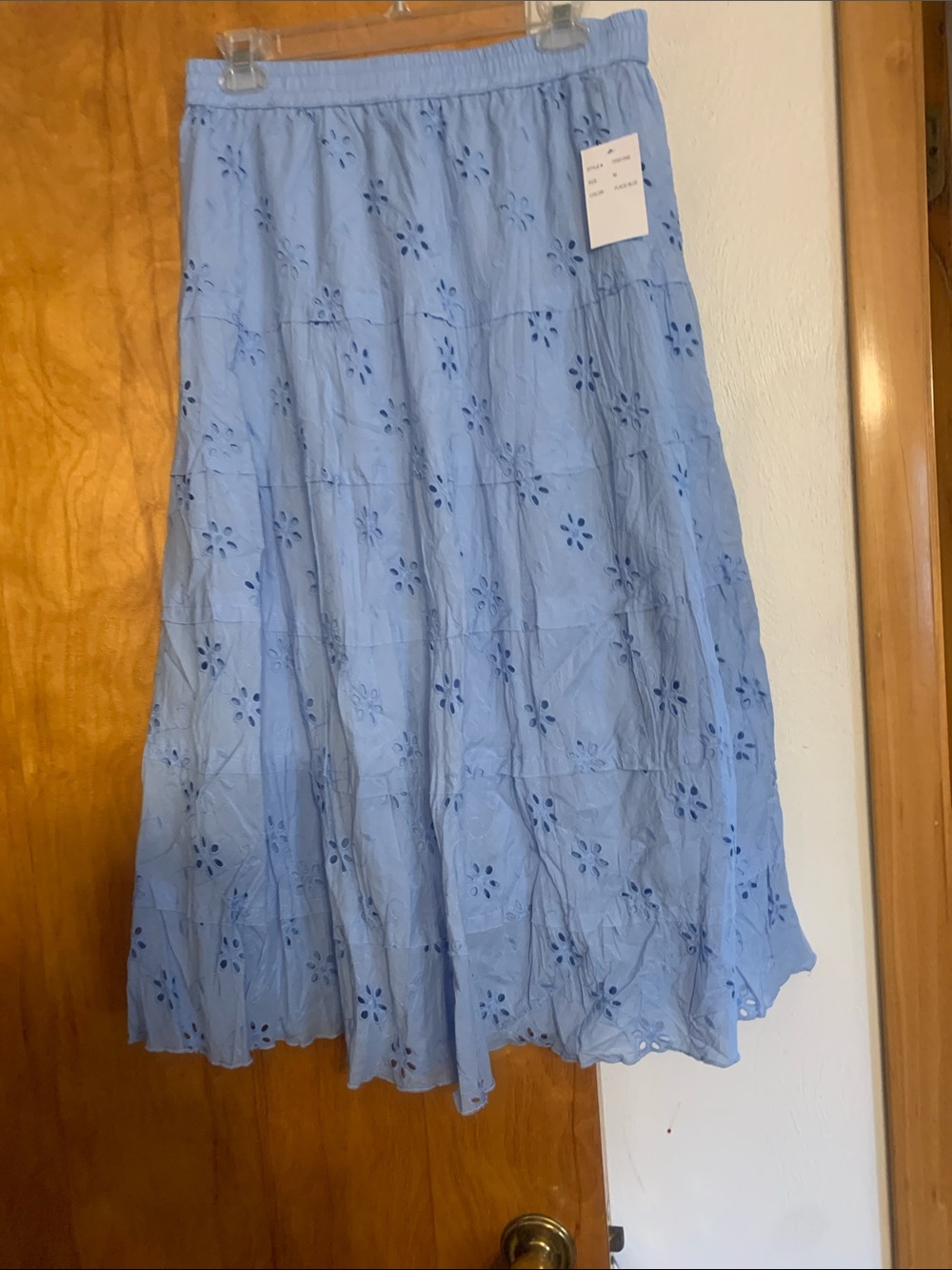 Skirt (at office)